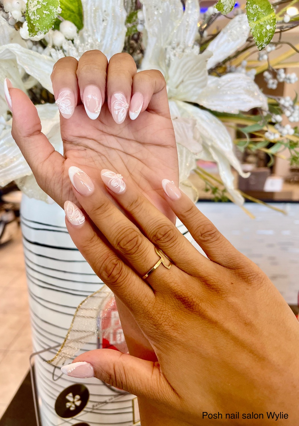 Posh nail salon nail photo 2